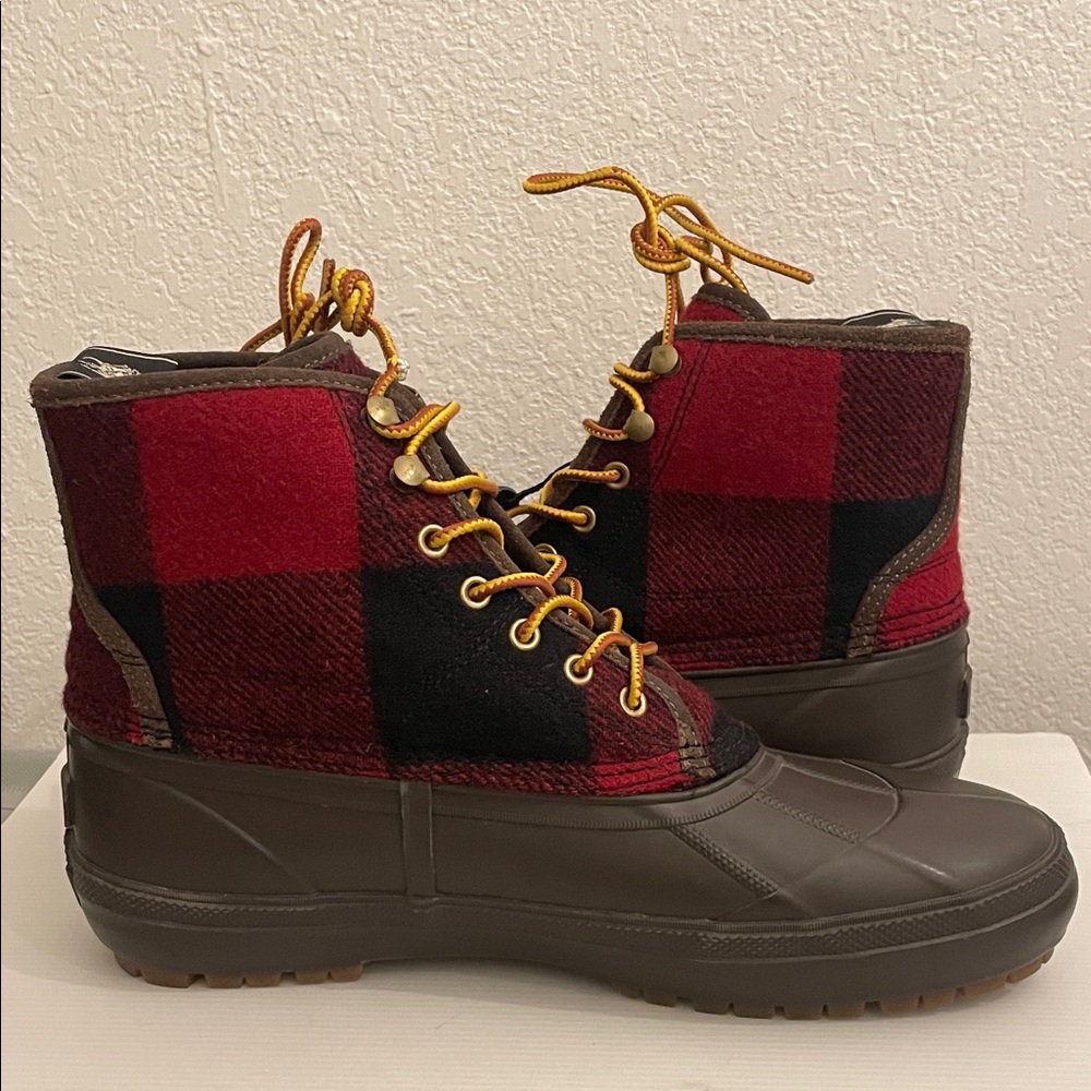 Polo Ralph Lauren Men's Claus Plaid Wool Lace-Up Duck Boots - Picture 4 of 16